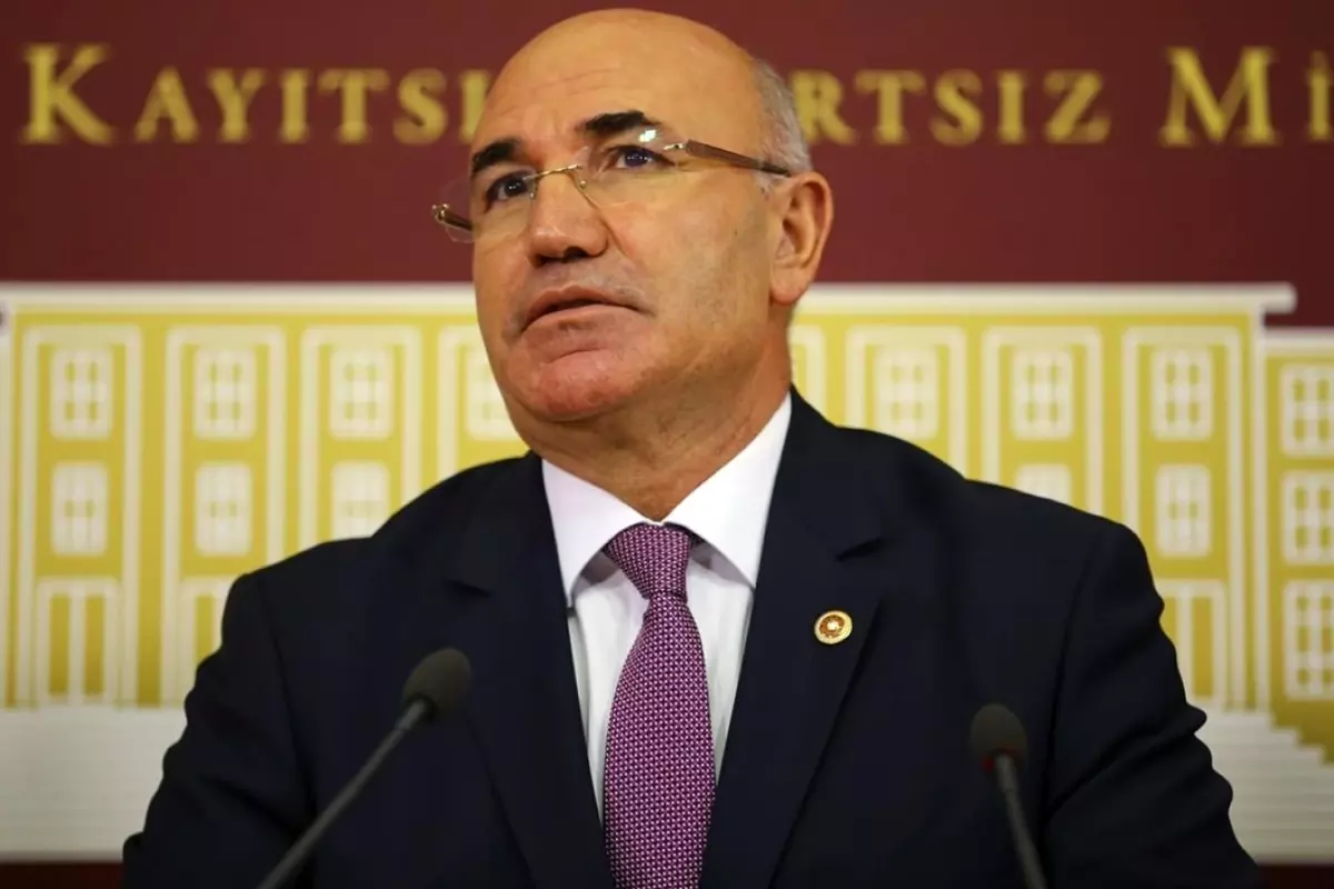 Tanal yapay zekaya tweet yazdırmak istedi, yaptığı yanlışla herkesi güldürdü